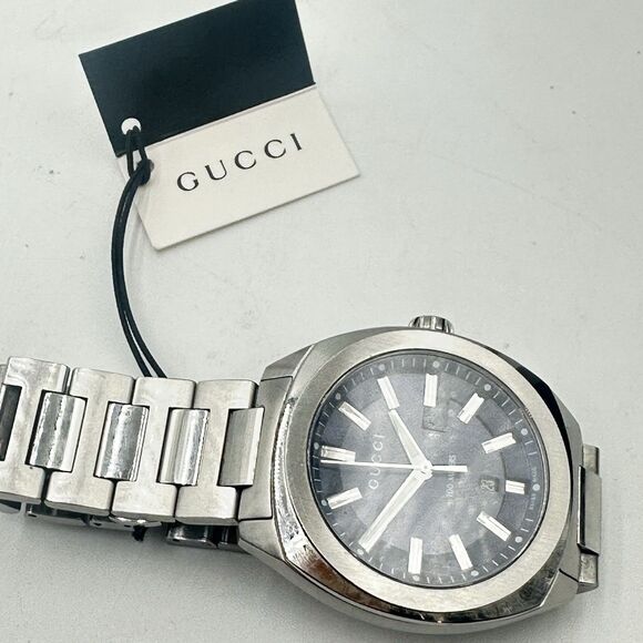 Gucci YA142303 Men's Stainless Steel Wrist Watch Water Resistant Swiss Automatic - Picture 12 of 16